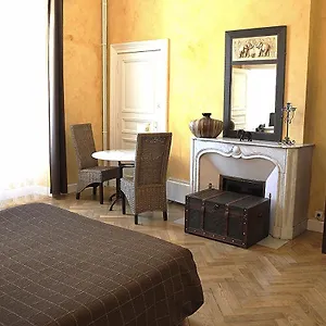 Chateau De Bed & Breakfast Viviez